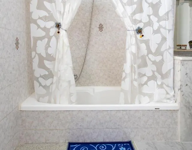 La Terra Dei Sogni Bed & Breakfast *